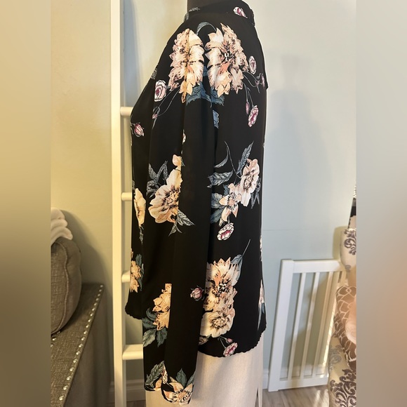 Hippy Rose floral blouse - Picture 5 of 7